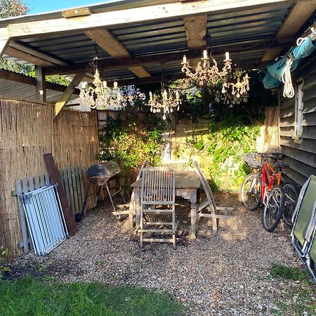 Wayside Cottage ボーリュー エクステリア 写真