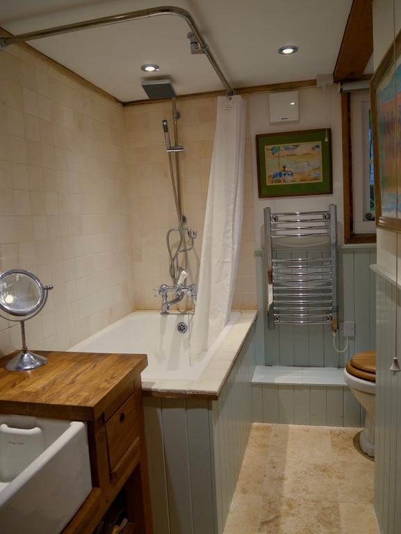 Wayside Cottage ボーリュー エクステリア 写真