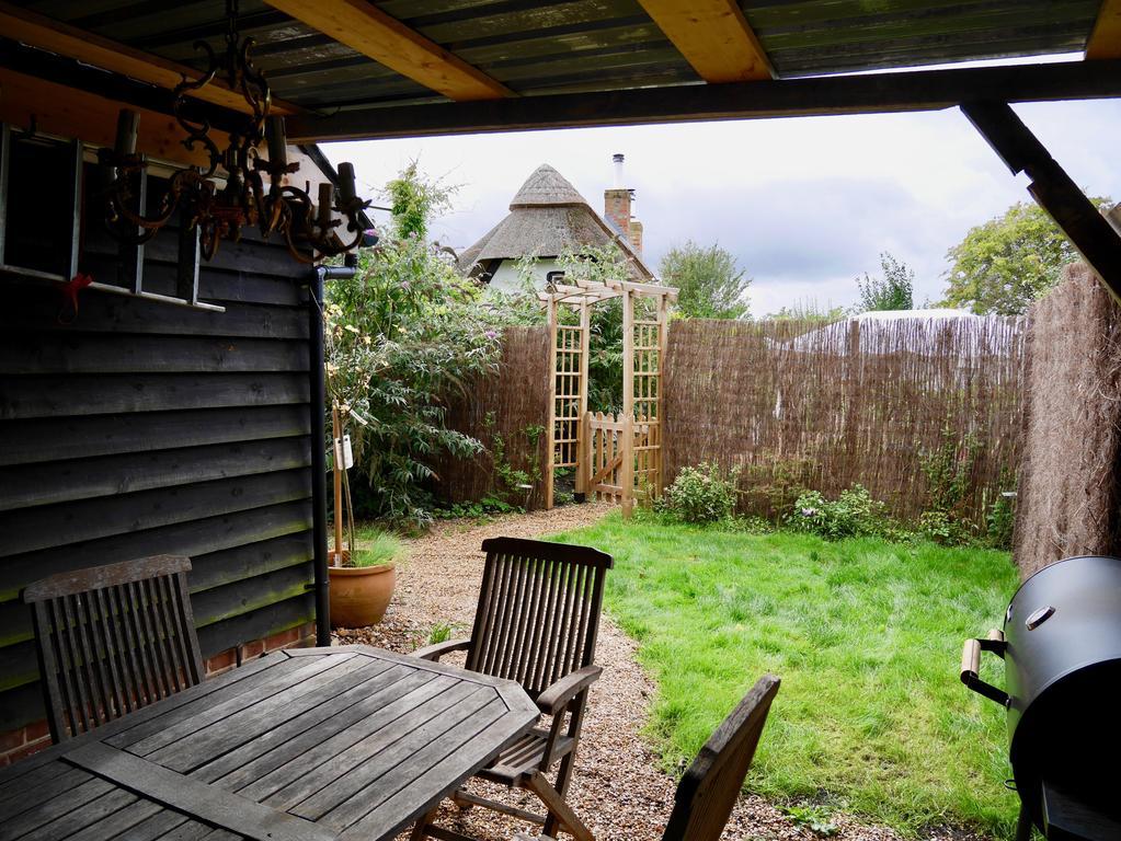Wayside Cottage ボーリュー エクステリア 写真