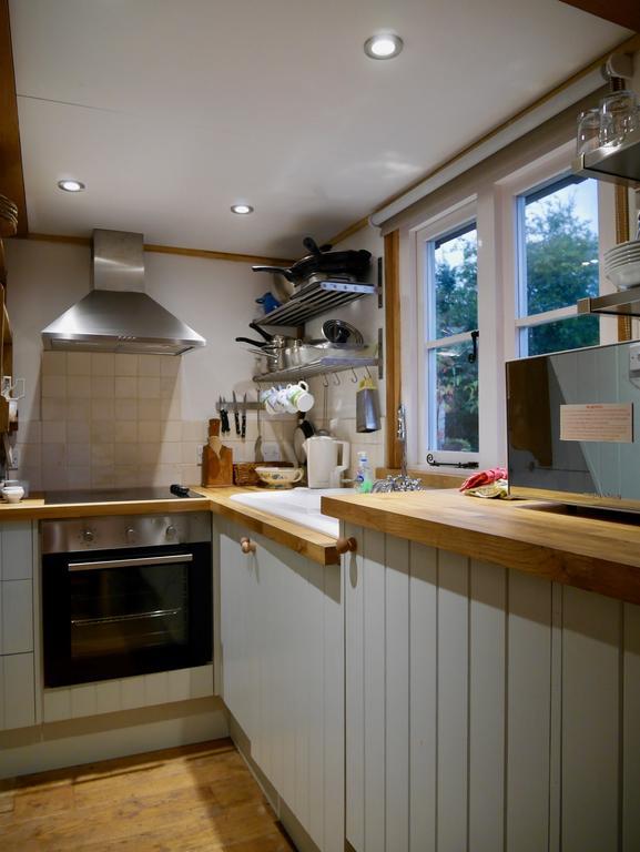 Wayside Cottage ボーリュー エクステリア 写真