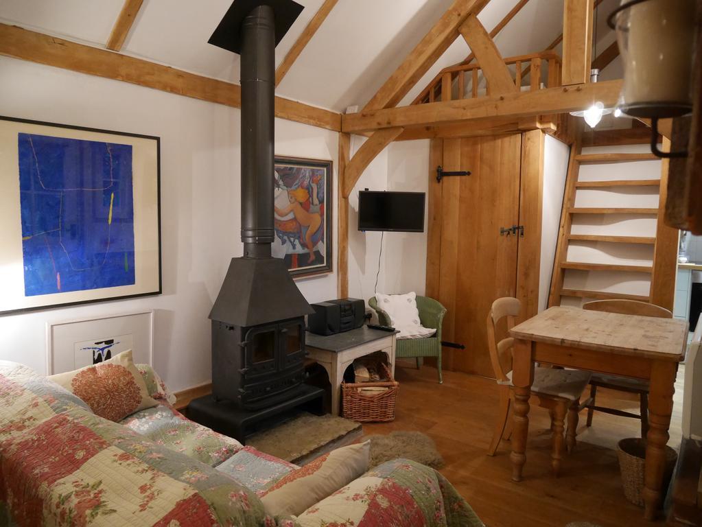 Wayside Cottage ボーリュー エクステリア 写真